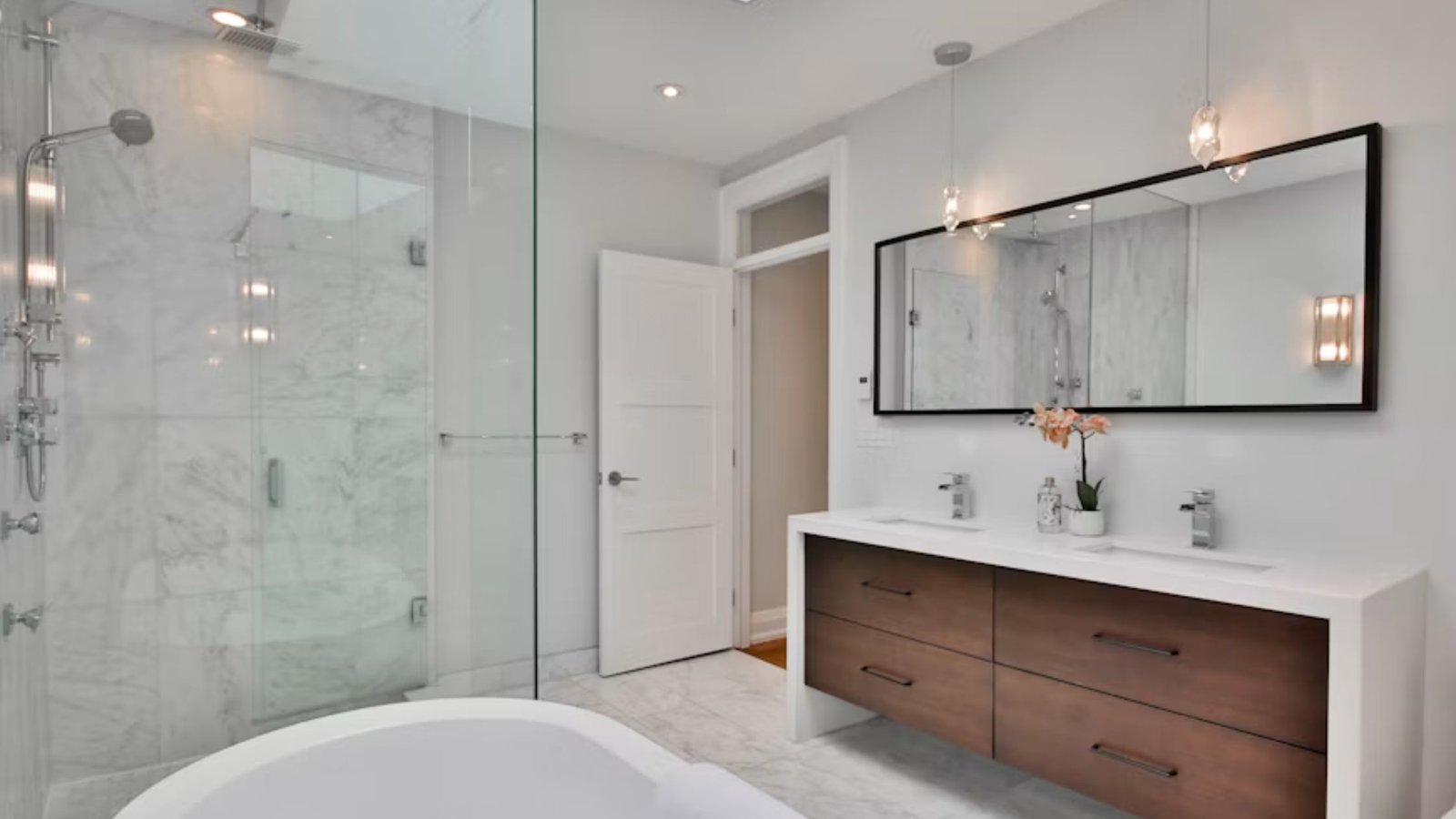 15 Bathroom Remodel Ideas to Improve Style, Storage, and Comfort